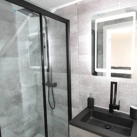 Amazing Loft One Bedroom Apartment - E17 Village Лондон Экстерьер фото